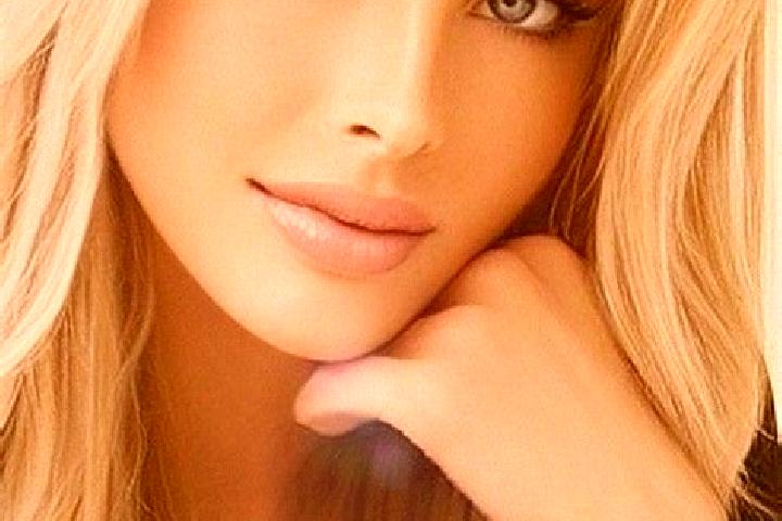 Olivia, 25, a blonde dark-eyed caucasian companion based in AElajaervi. Offering Massage, Erotic Massage, 69. Available for incall and outcall, day and eveni...