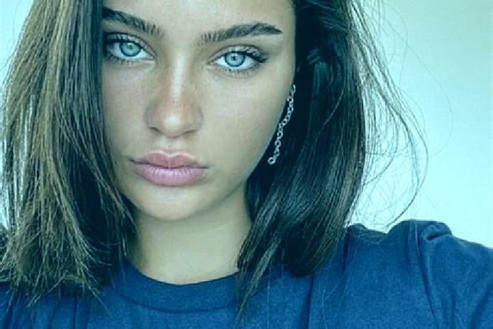 Olivia, 25, a brunette dark-eyed european companion based in Onewitu. Offering BDSM, Girlfriend Experience, Erotic Massage, Fetish. Available for incall and ...