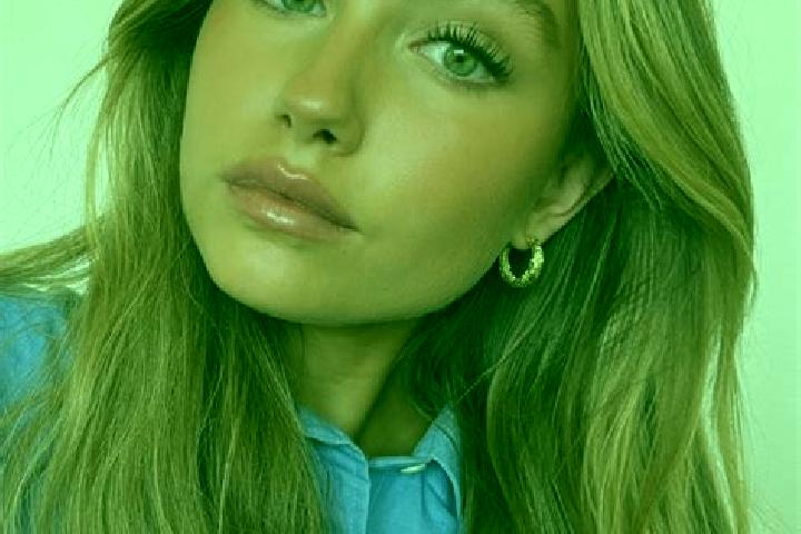 Olivia, 25, a dark blonde green-eyed mixed companion based in Rueckeroth. Offering OWO, Deep French Kissing, Party Girl. Available for incall and outcall, da...
