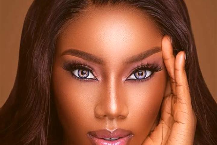 Olivia, 25, a red blue-eyed ebony companion based in Bajpe. Offering CIM, Girlfriend Experience, Striptease, Deep French Kissing. Available for incall and ou...