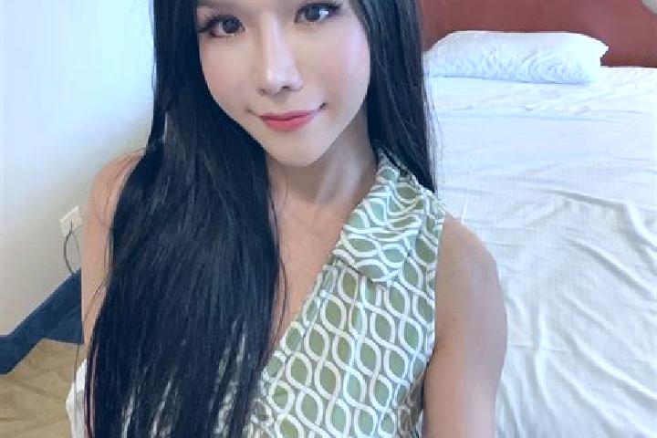 Olivia, 25, a red grey-eyed asian companion based in Edith Weston. Offering BDSM, Roleplay, Tantra, Party Girl. Available for incall and outcall, day and eve...