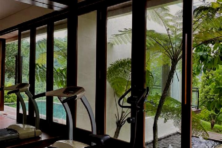 Olivia, 25 — Escort in Babakan, Indonesia