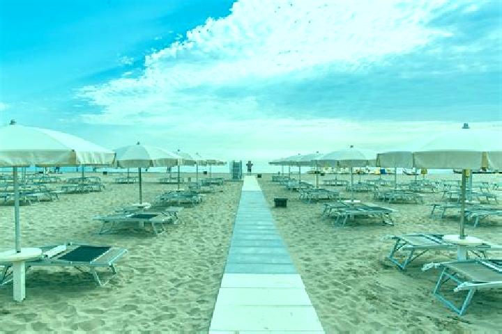 Olivia, 25 — Escort in Lido di Fermo, Italy