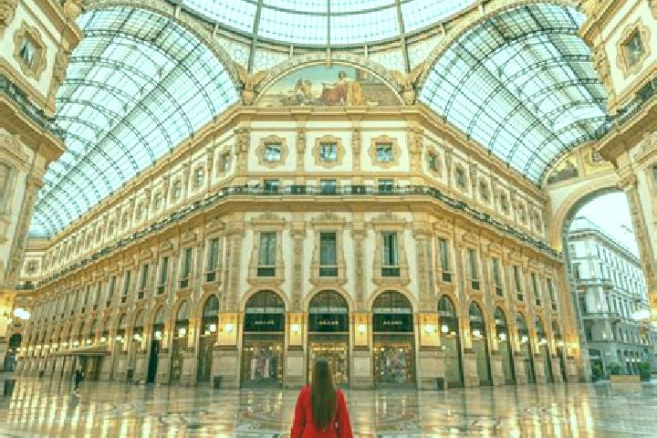 Olivia, 25 — Escort in Milan, Italy