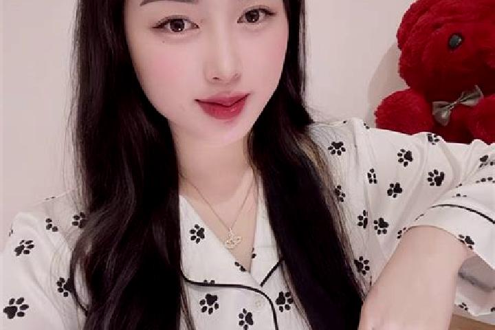 Olivia, 25 — Escort in Pakxan, Laos