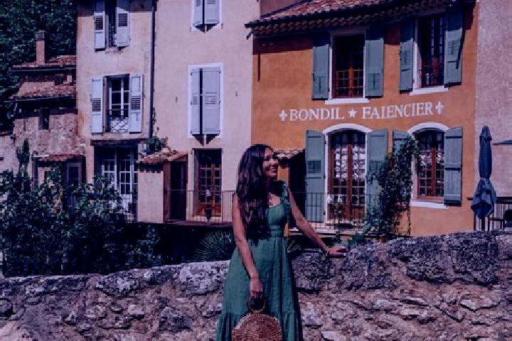 Olivia, 25 — Escort in Pont-Sainte-Marie, France