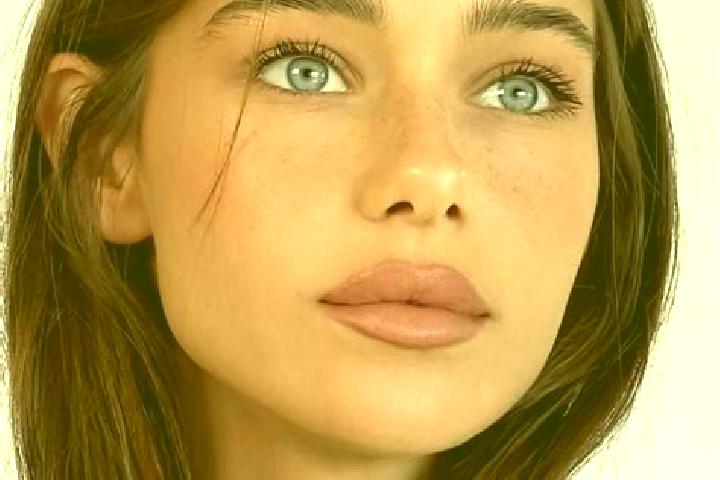 Olivia, 26, a brunette brown-eyed indian companion based in Mandaqui. Offering Fetish, Overnight, Massage, Duos, 69. Available for incall and outcall, overni...
