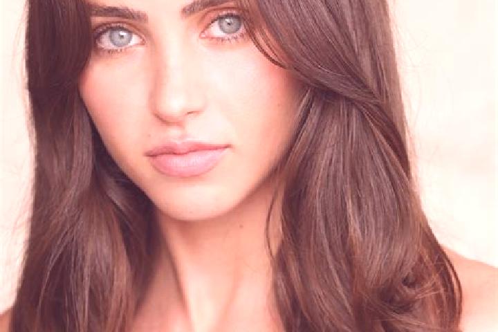 Olivia, 26, a brunette brown-eyed latina companion based in Wasniow. Offering Massage, Duos, A-Level. Available for incall and outcall, overnight bookings av...