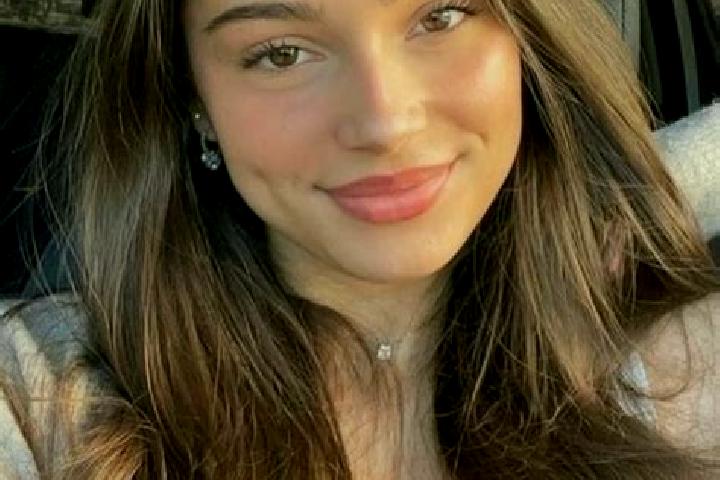 Olivia, 26, a brunette hazel-eyed slavic companion based in Tlogocilik. Offering Massage, Erotic Massage, Prostate Massage. Available for incall and outcall,...