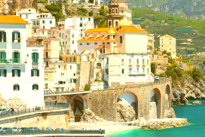 Olivia, 26 — Escort in Colloredo di Prato, Italy