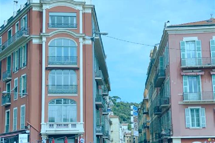 Olivia, 26 — Escort in Nice, France