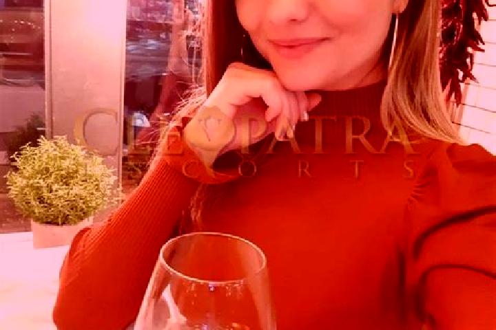 Olivia, 27, a chestnut grey-eyed caucasian companion based in Guachipilin. Offering Girlfriend Experience, Erotic Massage, A-Level, OWO, Party Girl. Availabl...