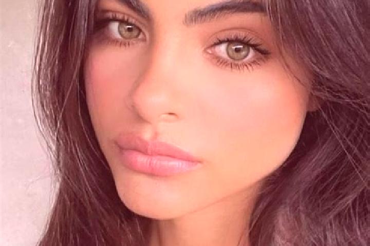 Olivia, 27, a chestnut hazel-eyed caucasian companion based in Dziewin. Offering GFE, CIM, Erotic Massage, Striptease. Available for incall and outcall, day ...