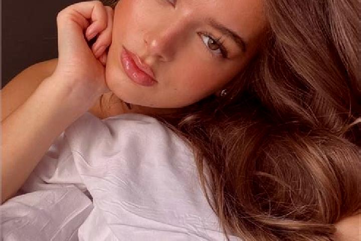 Olivia, 27, a chestnut hazel-eyed european companion based in Cipinang. Offering Girlfriend Experience, Travel Companion, Prostate Massage. Available for inc...