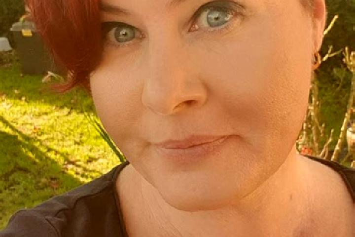 Olivia, 27 — Escort in Bornel, France