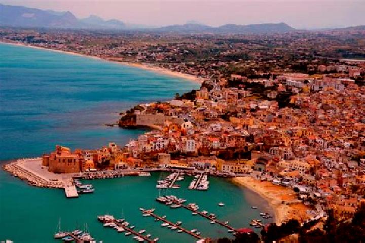 Olivia, 27 — Escort in Castellammare del Golfo, Italy
