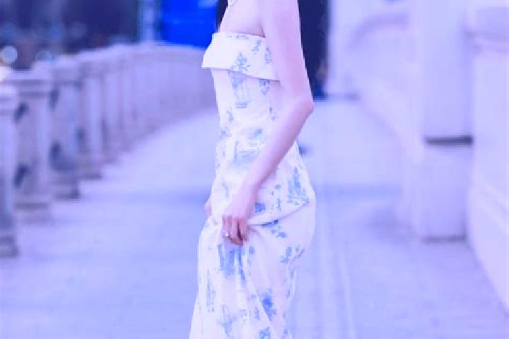 Olivia, 27 — Escort in Houcun, China