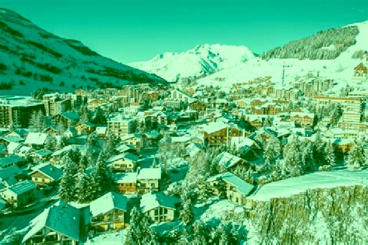 Olivia, 27 — Escort in Les Deux Alpes, France
