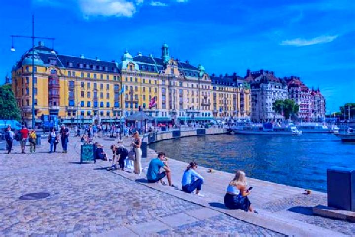 Olivia, 27 — Escort in Naesum, Sweden