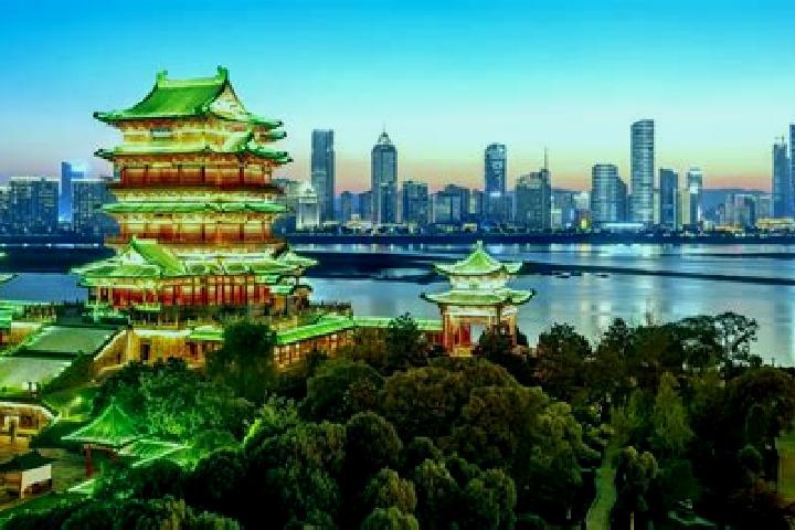 Olivia, 27 — Escort in Yichun, China