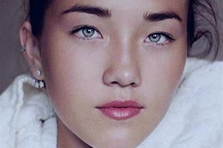 Olivia, 28, a black grey-eyed caucasian companion based in Ternay. Offering OWO, BDSM, Deep French Kissing. Available for incall and outcall, overnight booki...
