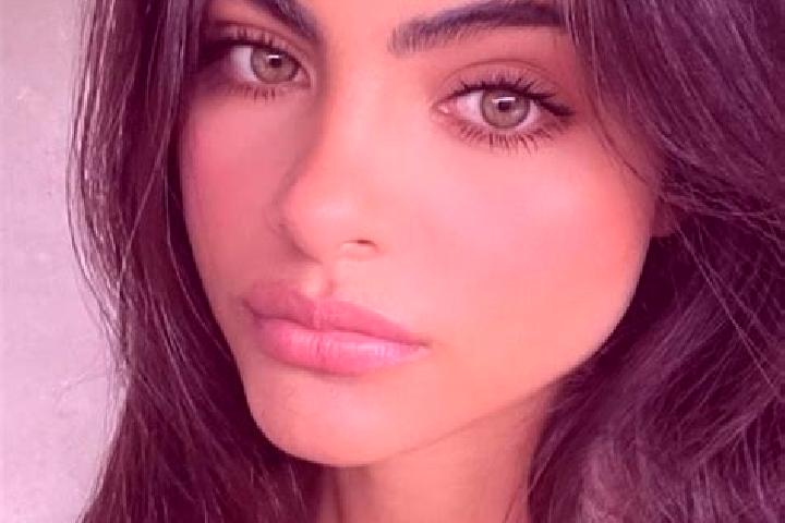 Olivia, 28, a black hazel-eyed latina companion based in Durnford. Offering A-Level, Overnight, Massage. Available for incall and outcall, day and evening da...