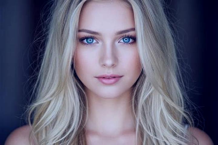 Olivia, 28, a blonde grey-eyed mixed companion based in Hualmay. Offering Erotic Massage, 69, Duos, Fetish. Available for incall and outcall, overnight booki...