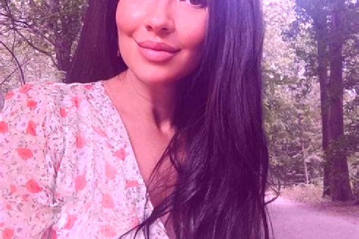 Olivia, 28 — Escort in Bila Krynytsia, Ukraine