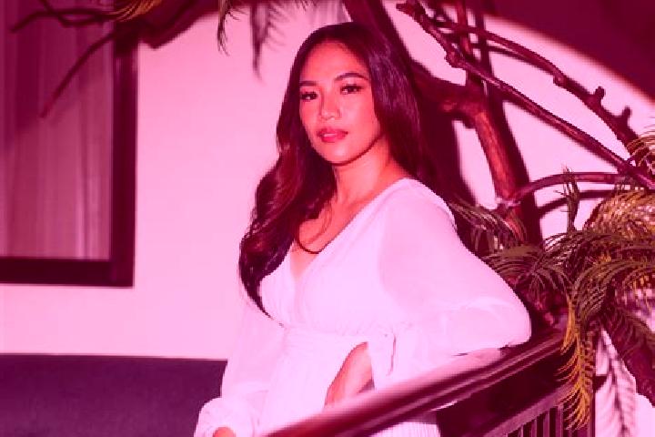 Olivia, 28 — Escort in Davila, Philippines