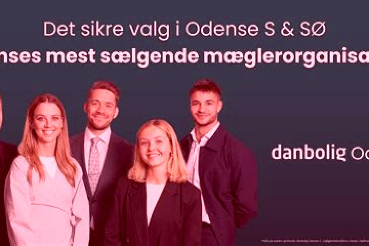 Olivia, 28 — Escort in Dybvad, Denmark