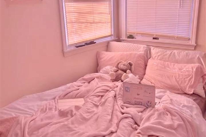 Olivia, 28 — Escort in Vakifgecitveren, Turkey