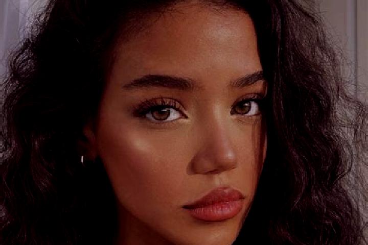 Olivia, 29, a black brown-eyed ebony companion based in Campagne-les-Boulonnais. Offering Party Girl, Girlfriend Experience. Available for incall and outcall...