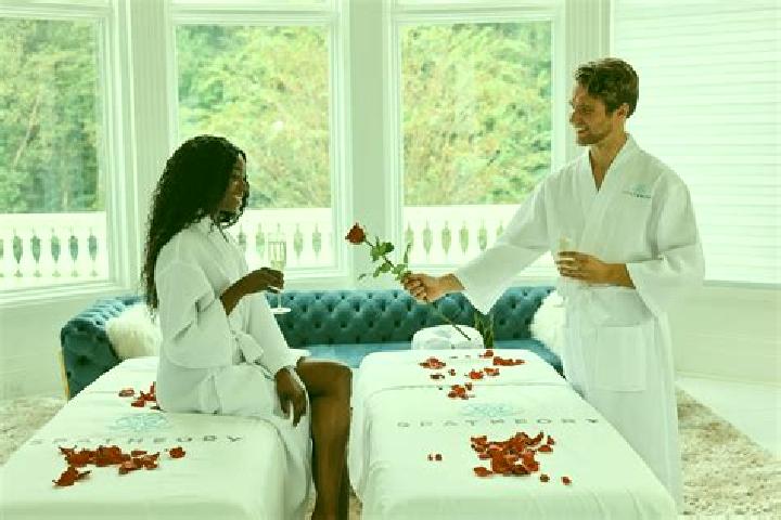 Olivia, 29, a brunette amber-eyed mixed companion based in Isla Guadalupe. Offering Girlfriend Experience, OWO, Dinner Date, Massage, Couples. Available for ...