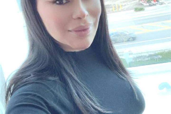 Olivia, 29 — Escort in Brooklyn Park, United States