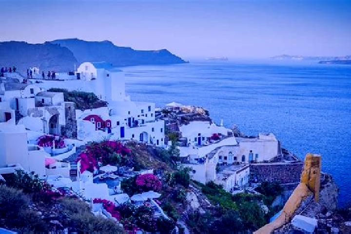 Olivia, 29 — Escort in Diava, Greece