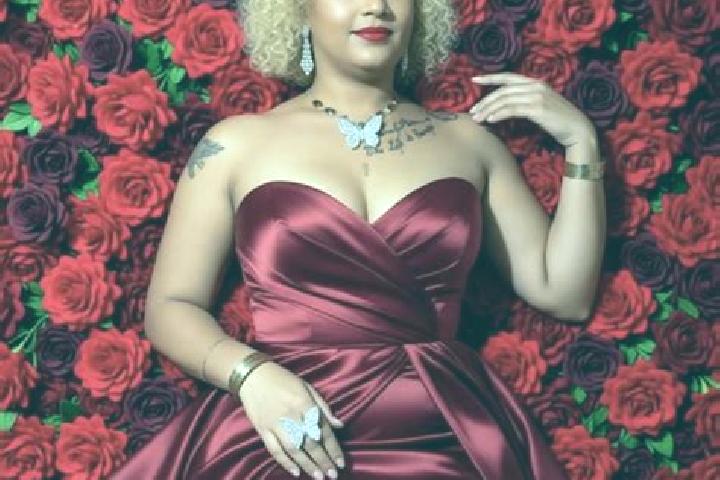 Olivia, 29 — Escort in La Possession, Reunion
