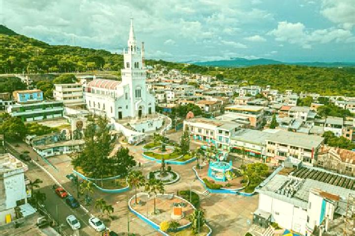 Olivia, 29 — Escort in Montecristi, Ecuador