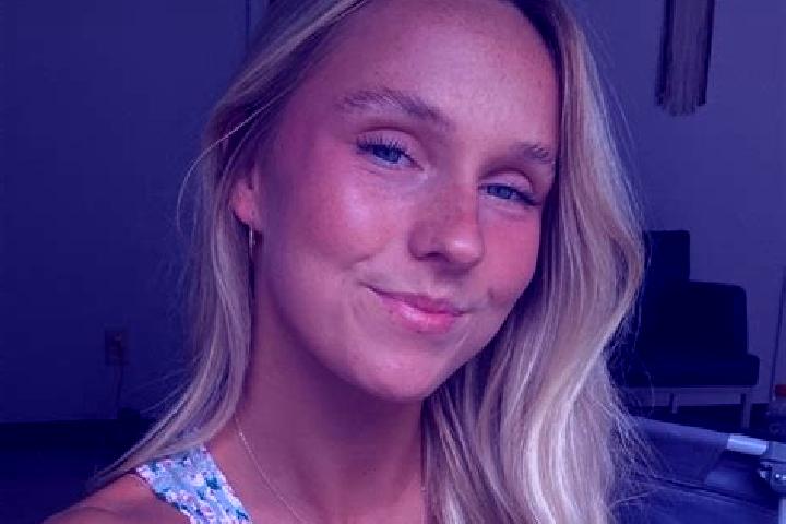 Olivia, 30 — Escort in Pikeville, United States