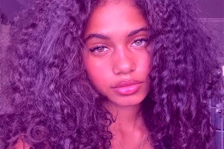 Olivia, 31, a black dark-eyed ebony companion based in Ystradgynlais. Offering Tantra, Duos. Available for incall and outcall, overnight bookings available.