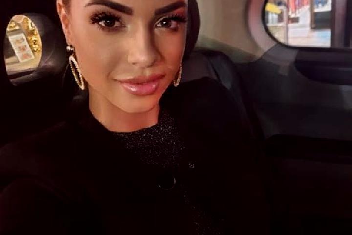 Olivia, 31, a black grey-eyed slavic companion based in Centro do Guilherme. Offering Couples, Overnight, A-Level, Girlfriend Experience, Dinner Date. Availa...