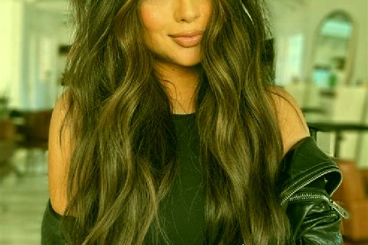 Olivia, 31, a brunette brown-eyed caucasian companion based in Bodaybo. Offering Massage, Couples, BDSM. Available for incall and outcall, day and evening da...