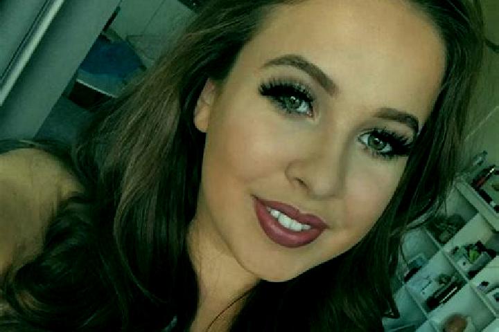 Olivia, 31, a dark blonde brown-eyed slavic companion based in Teayo. Offering Overnight, Fetish, Roleplay, Striptease, A-Level. Available for incall and out...