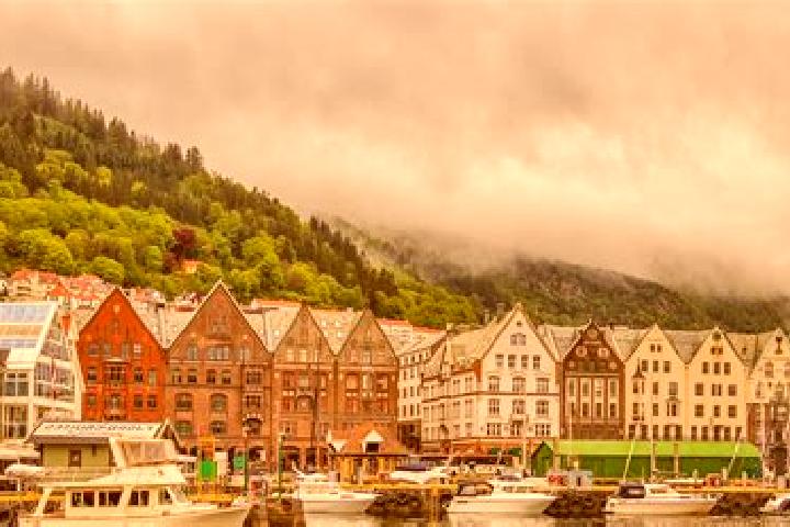 Olivia, 31 — Escort in Austrheim, Norway