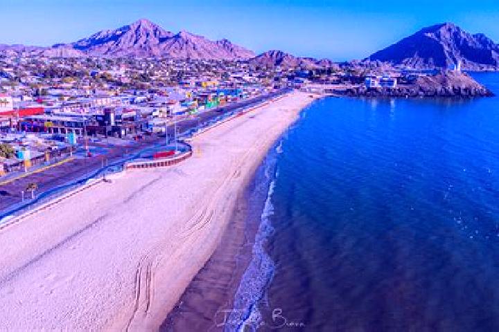 Olivia, 31 — Escort in San Felipe Hidalgo, Mexico