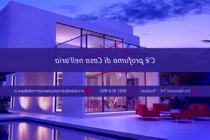 Olivia, 31 — Escort in Tradate, Italy
