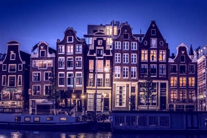 Olivia, 31 — Escort in Uden, Netherlands