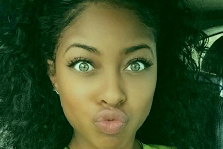Olivia, 32, a black green-eyed ebony companion based in Midsalip. Offering OWO, Party Girl, Fetish, Erotic Massage, BDSM. Available for incall and outcall, d...