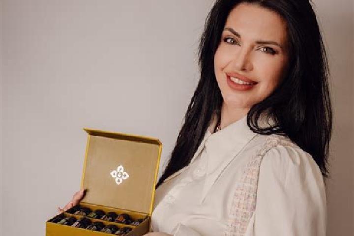 Olivia, 32 — Escort in Aricestii Zeletin, Romania