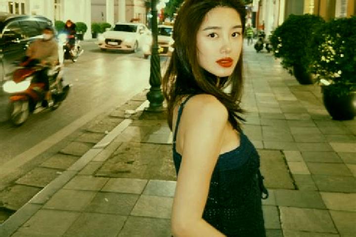 Olivia, 32 — Escort in Caiyu, China
