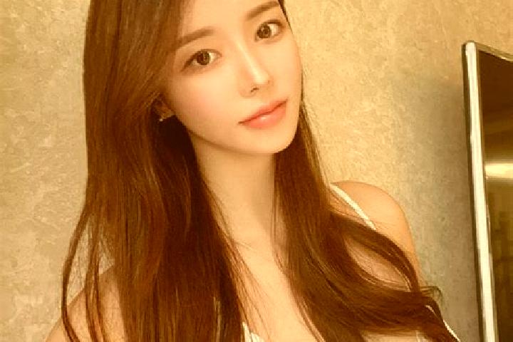 Olivia, 32 — Escort in Changjun, China